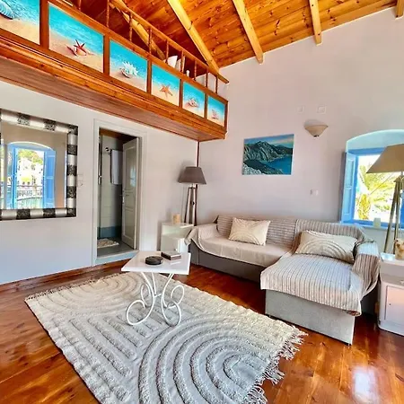 Nikolakis, Seafront- Harbor View סימי