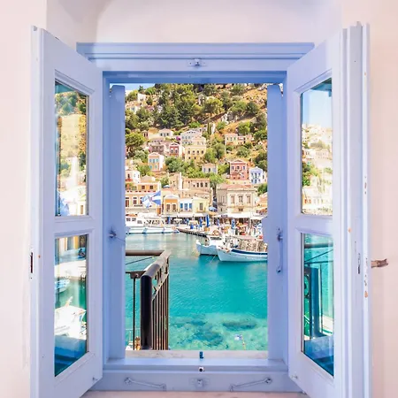 Apartament Nikolakis, Seafront- Harbor View Symi