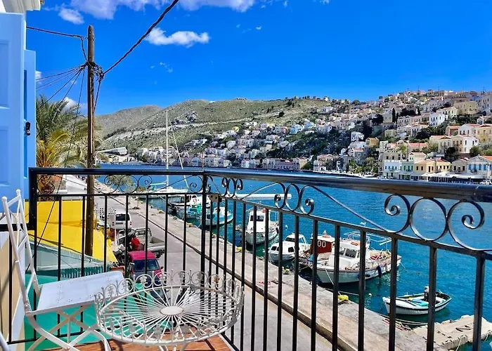 Apartamento Nikolakis, Seafront- Harbor View Simi